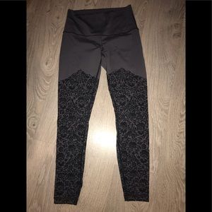 Lulu lemon align high rise - floral bottom